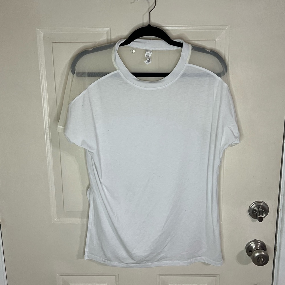 Athleta Wanderlust Hybrid Tee